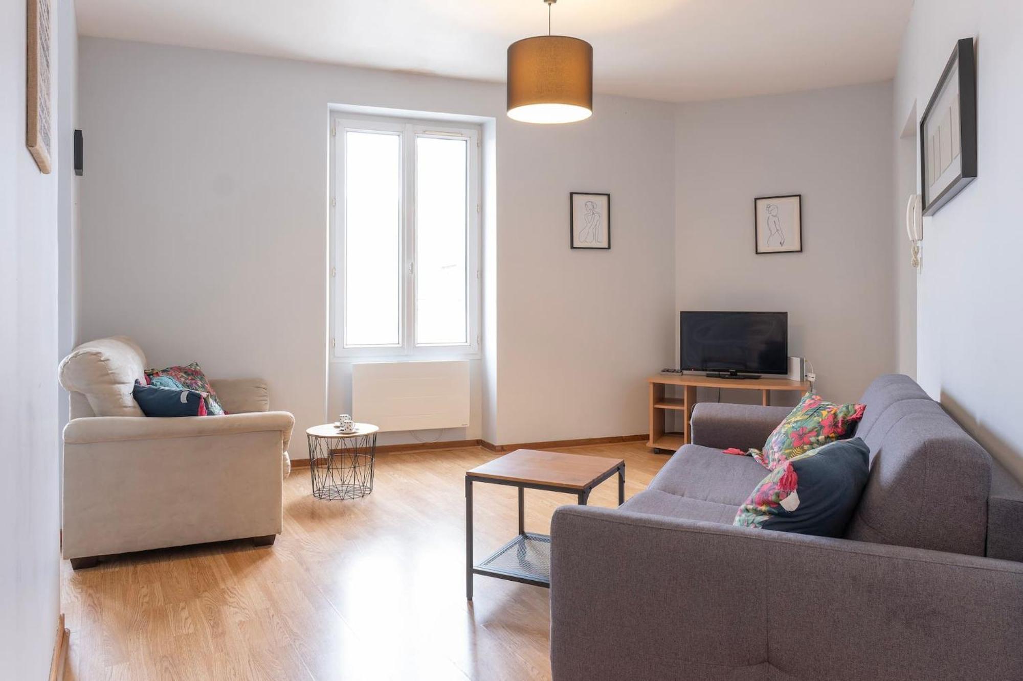 Grand Studio ✰ 35M² ✰ Centre ✰ 4Pers/2Lits ✰ Cuisine ✰ Wifi Candé Dış mekan fotoğraf